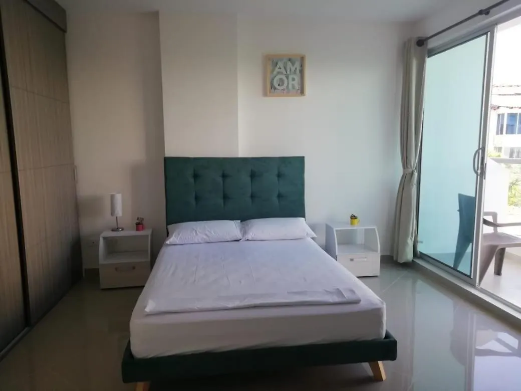 Rodadero Sur Santa Marta Edificio Aragoa A 150 Metros Del Mar Colombia